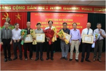 Đảng bộ VUSTA trao tặng Huy hiệu Đảng cho 10 đảng viên