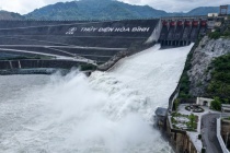 Thủy điện Hòa Bình, Tuyên Quang xả lũ