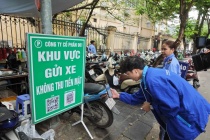 Hà Nội ban hành quy chế tạm thời về trông giữ xe không dùng tiền mặt