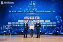 Khoa CNTT trường Đại học Bách khoa - Đại học Đà Nẵng nhận bằng khen của VAIP nhân dịp kỷ niệm 45 thành lập