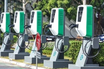 Tới 2030: Việt Nam cần 800.000 thiết bị sạc cho 1,4 triệu xe điện
