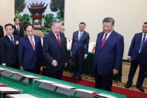 Việt Nam - Trung Quốc ký kết 7 văn kiện quan trọng lĩnh vực đường sắt và đường bộ