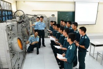 Ứng dụng AI trong quân sự và những vấn đề đặt ra đối với hoạt động GD-ĐT và NCKH trong các nhà trường quân đội
