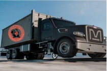 Xe tải tự hành đầu tiên trên thế giới chạy trên đường ray sắp ra mắt tại California