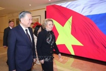 Phát triển quan hệ Đối tác chiến lược toàn diện với Nga