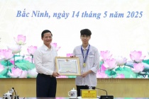 Bắc Ninh vinh danh học sinh đoạt Huy chương Vàng Olympic Vật lý châu Á 2025