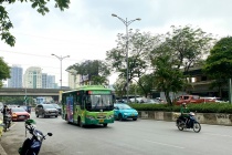 ‘Chốt’ thời gian chuyển đổi xe buýt sử dụng năng lượng xanh