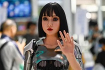 Lao động Trung quốc lo việc làm bị thu hẹp khi quốc gia này ngày càng đầu tư nhiều vào robot