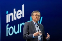 Độc quyền: CEO mới của Intel cân nhắc thay đổi lớn trong chiến lược sản xuất chip