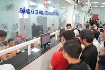 Hà Nội nghiên cứu tăng lệ phí trước bạ, phí biển số ô tô, xe máy dùng nhiên liệu hóa thạch