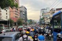 Đến 2029, chuyển đổi toàn bộ xe 2 bánh xăng sang điện cho tài xế công nghệ
