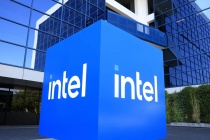 Intel vượt dự báo doanh thu quý II, cắt giảm mạnh chi phí xây dựng nhà máy chip