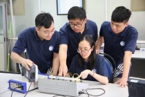 Trường Đại học Công nghệ (ĐHQGHN) công bố điểm sàn 2025: Thấp nhất 22 điểm