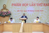 Thủ tướng: Chậm nhất tới 2027 phải thiết kế, chế tạo, kiểm thử một số chíp bán dẫn