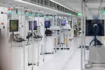 Phản ứng của các quốc gia và hãng chip về tuyên bố áp 100% thuế chip nhập khẩu vào Hoa Kỳ