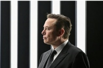 Tỷ phú Elon Musk cáo buộc Apple vi phạm luật chống độc quyền