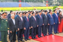 Lãnh đạo Đảng, Nhà nước vào Lăng viếng Chủ tịch Hồ Chí Minh và dâng hương tưởng niệm các anh hùng liệt sĩ