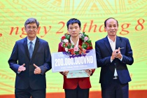 Học sinh đạt Huy chương Bạc Olympic Tin học quốc tế được tỉnh Lâm Đồng thưởng 200 triệu đồng