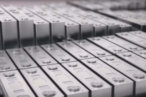 Thách thức mới cho ngành xe điện và năng lượng sạch khi bùng nổ hoạt động sản xuất pin