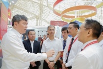 GS.TS. Lê Văn Lợi thăm gian triển lãm của Viện Hàn lâm KHXH Việt Nam tại sự kiện '80 năm Hành trình Độc lập - Tự do - Hạnh phúc'