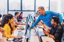 Ngành công nghệ Ấn Độ trước sóng gió nếu Mỹ áp thuế đối với dịch vụ gia công phần mềm