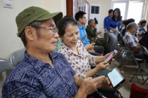 Người cao tuổi Thủ đô đồng hành cùng chuyển đổi số