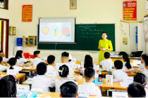 Bảo đảm cung cấp một bộ sách giáo khoa thống nhất toàn quốc