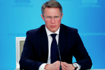 Bộ trưởng Y tế Nga cấp cứu hành khách trên chuyến bay tới Việt Nam