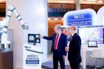 Các siêu Robot AI được giới thiệu tại triển lãm thành tựu y tế nổi bật ở Nhà Quốc hội