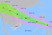 Bão số 10 (Bualoi) giật cấp 14, sắp vào Biển Đông và có xu hướng mạnh thêm