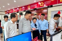 Không yêu cầu người dân cung cấp giấy tờ đã có trong cơ sở dữ liệu quốc gia