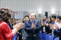 Tổng Bí thư gặp gỡ cán bộ Đại sứ quán Việt Nam và cộng đồng người Việt tại các nước Bắc Âu
