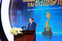 Chủ tịch Quốc hội: Tác giả đạt Giải thưởng “Nhân tài Đất Việt” là những “Công dân học tập”, Đơn vị học tập tiêu biểu