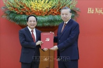 Tổng Bí thư Tô Lâm trao các quyết định bổ nhiệm Trưởng Ban Tuyên giáo và Dân vận Trung ương và Phó trưởng ban Thường trực Ban Nội chính Trung ương
