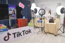 Quốc hội thảo luận Dự án Luật Thương mại Điện tử: Siết chặt quản lý livestream