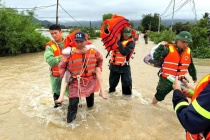 Quân đội phải bằng mọi biện pháp tiếp cận nơi ngập sâu, để kịp thời di dời, sơ tán người dân