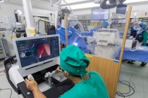 AI giúp giảm một nửa nhân lực và thời gian phẫu thuật