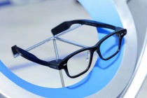 Alibaba gia nhập cuộc đua kính AI