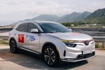VinFast VF 8: D-SUV an toàn 5 sao, công nghệ thông minh, giá lăn bánh chỉ dưới 1 tỷ đồng