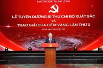 Tuyên dương Bí thư chi bộ xuất sắc và trao giải Búa liềm Vàng lần thứ X