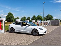 Ford và Tesla đạt thoả thuận chia sẻ trạm sạc xe điện
