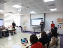 Nhà giáo Hà Nội được trải nghiệm các sản phẩm từ giáo dục STEM