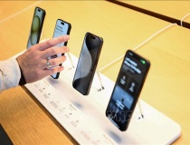 Apple mạnh tay giảm giá iPhone để đối phó cạnh tranh
