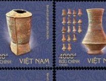 Phát hành bộ tem “Bảo vật quốc gia: Đồ gốm”