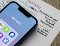 Apple Pay, Cash App, PayPal và các ứng dụng thanh toán khác sẽ được điều chỉnh giống ngân hàng