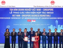 Trường Đại học VinUni và Đại học NTU – Singapore ký kết hợp tác liên minh chiến lược