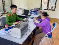 Nghe đọc lệnh khởi tố online, cụ bà gần 80 tuổi 'suýt' mất 200 triệu đồng