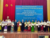 Định hình tương lai AI: Không chỉ thông minh về công nghệ mà còn giàu tính nhân văn