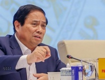 Thủ tướng yêu cầu tổng rà soát toàn diện tài khoản ngân hàng và thuê bao điện thoại di động