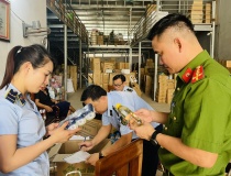 Cao điểm truy quét buôn lậu, hàng giả và xâm phạm sở hữu trí tuệ